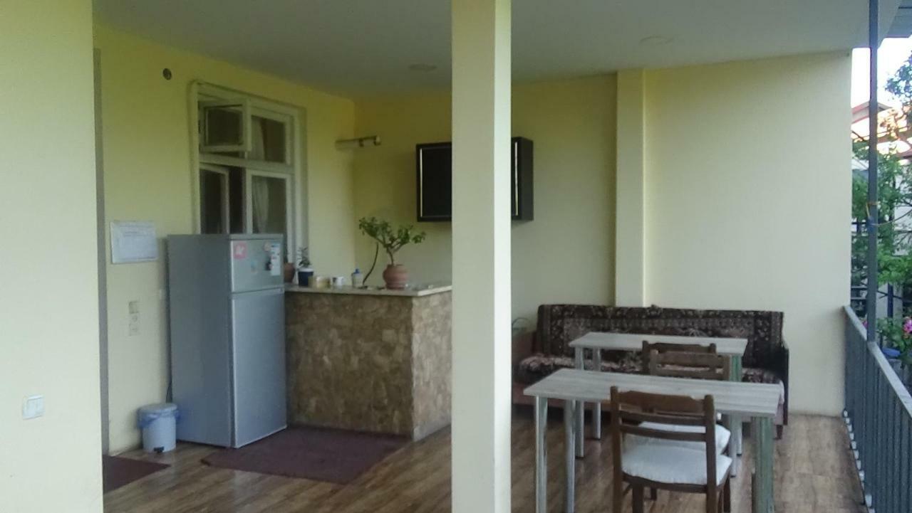 Guest House Ebralidze Mtsʼkhetʼa Екстериор снимка